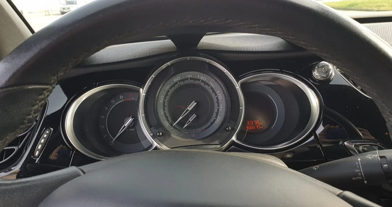 Citroen DS3 cena 17000 przebieg: 155000, rok produkcji 2012 z Gliwice małe 29